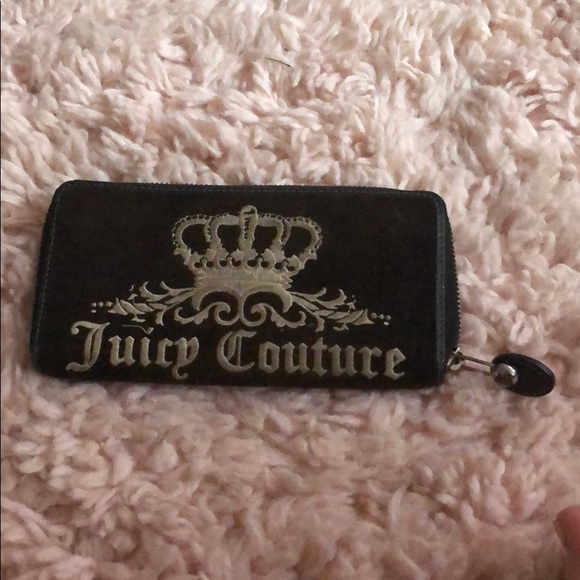 Used Wallet - Picture 1 of 2